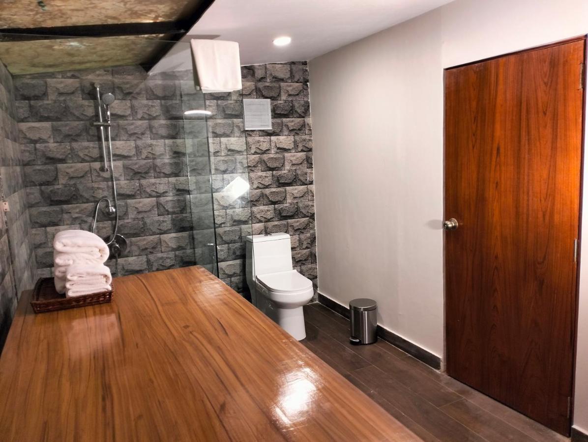 Fort Jadhavgadh -A Gadh Heritage Hotel Sasvad Eksteriør bilde