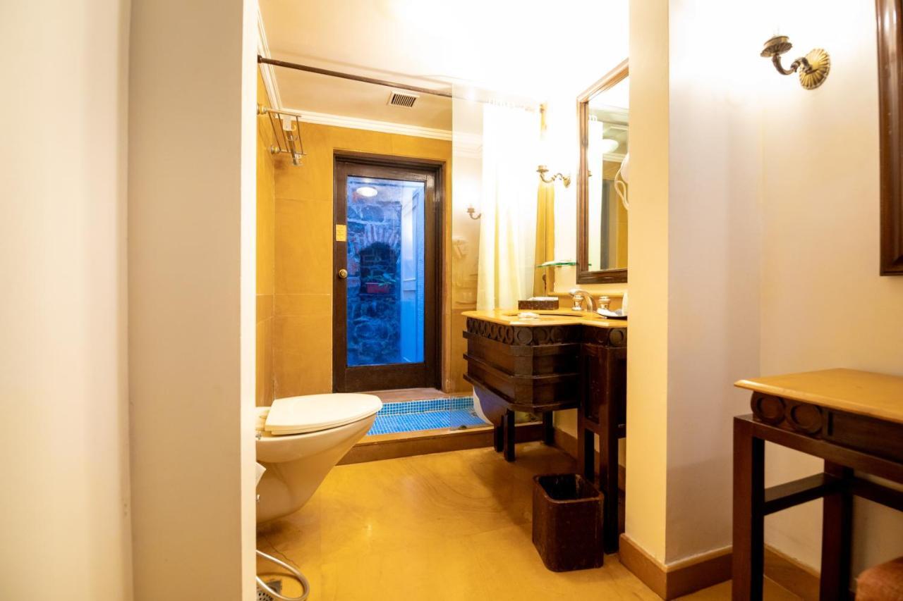 Fort Jadhavgadh -A Gadh Heritage Hotel Sasvad Eksteriør bilde