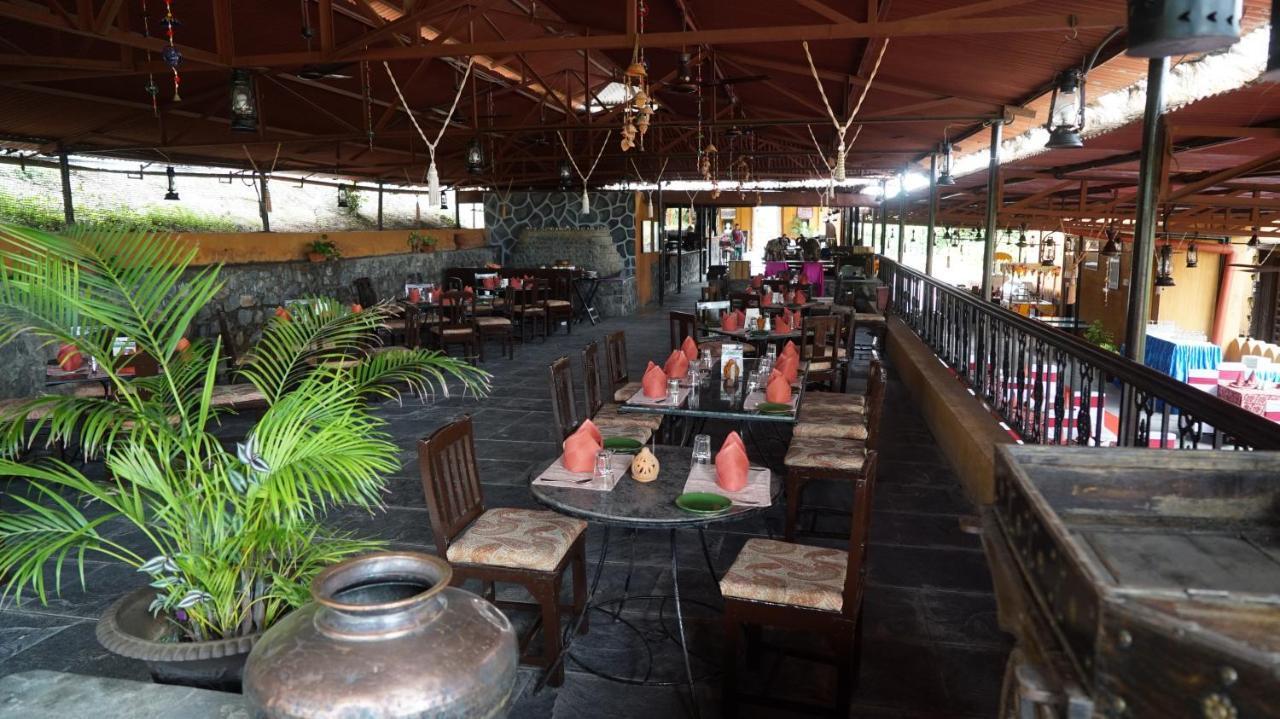 Fort Jadhavgadh -A Gadh Heritage Hotel Sasvad Eksteriør bilde